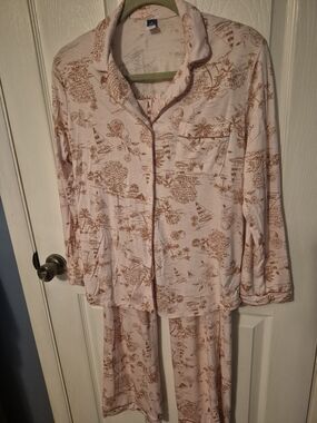 Old Navy Pink Printed Pajama Top with Brown Sketch Print